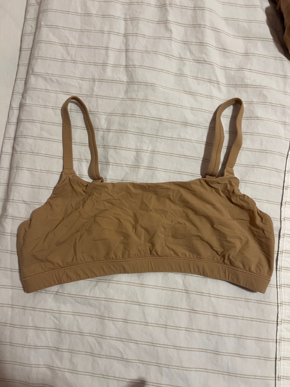 SKIMS Stretch Wireless Bralette - Tan